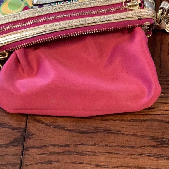 Poppy Coach Large Multicolored Wristlet/Clutch - Picture 10 of 16